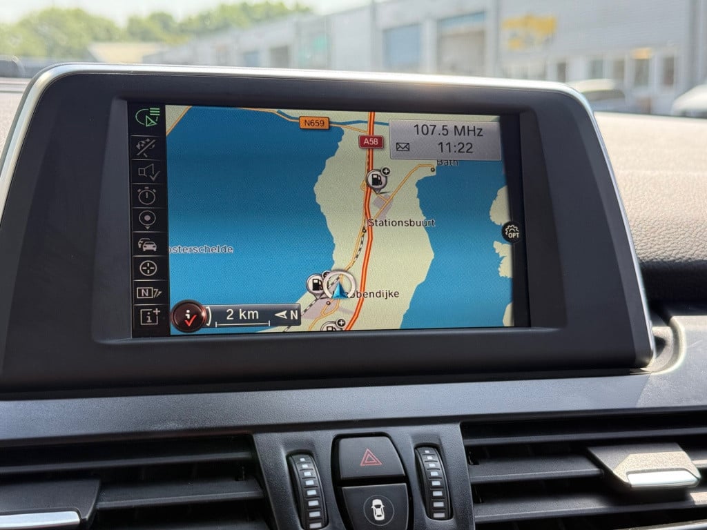 BMW 2-serie active tourer 218i essential