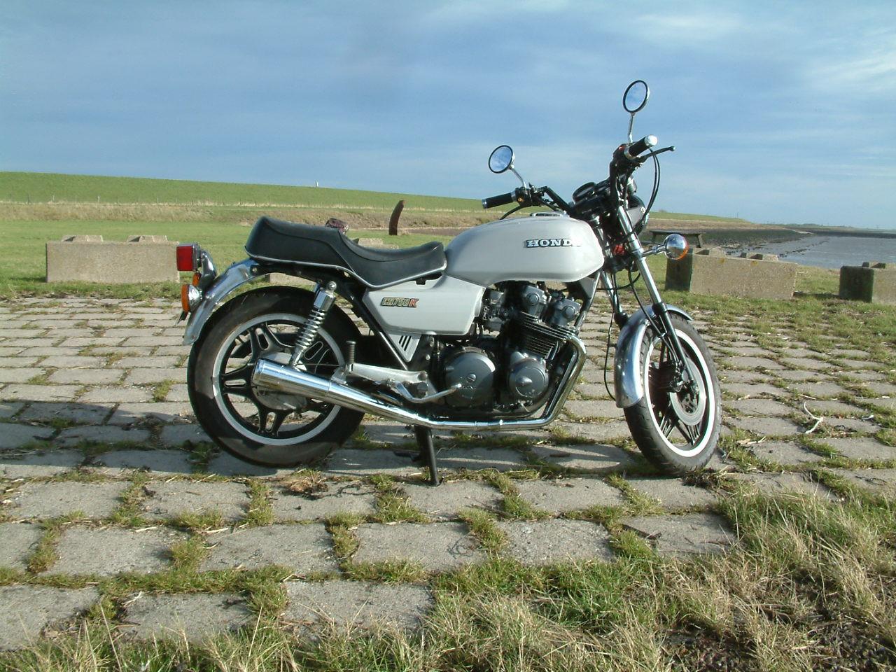 Honda 750 K  60000 km    bouwjaar  1981