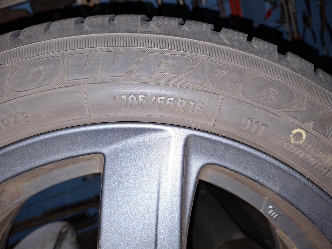 Aluminium velgen met winterbanden