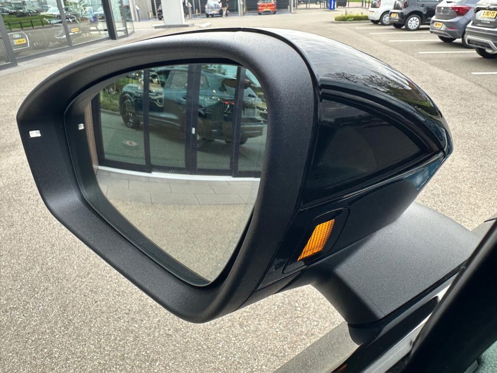 Volkswagen Tiguan 1.5 ehybrid r-line | black line | head-up | 360 camera | 