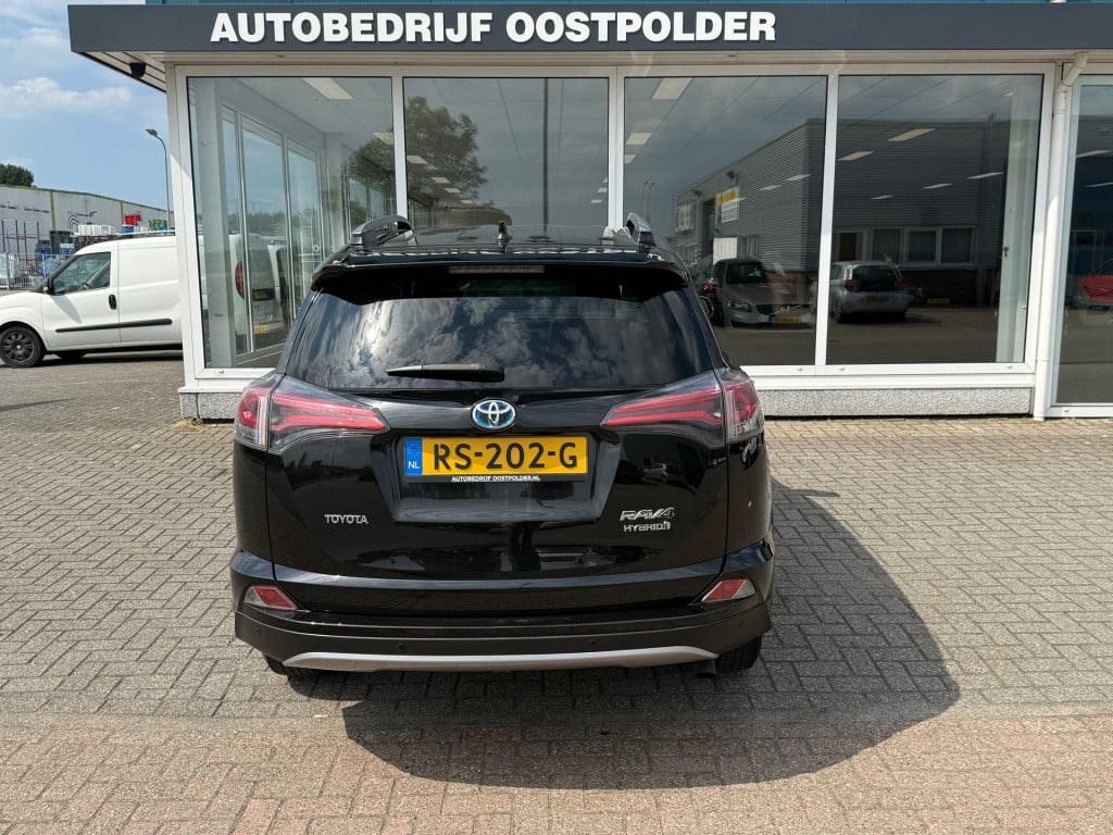 Toyota Rav4 2.5 hybrid style