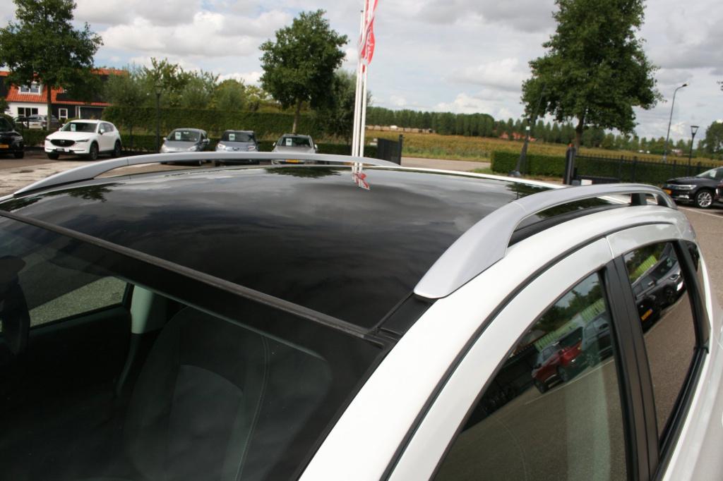 Nissan Qashqai 1.6 connect edition / pano / afn. trekhaak / camera