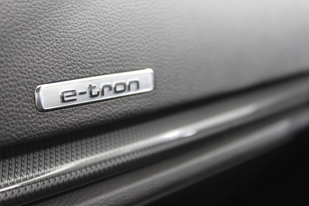 Audi A3 40 e-trontfsi 204 pk s tronic design