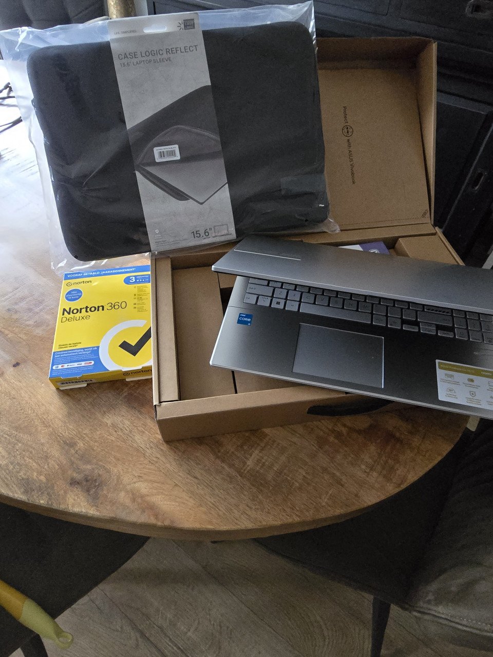 Laptop
