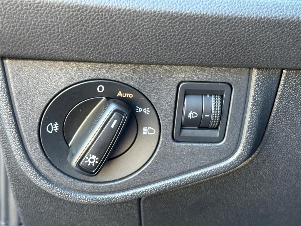 Volkswagen Polo 1.0 tsi 95pk life edition|navi| carplay|privacy glass| rijk