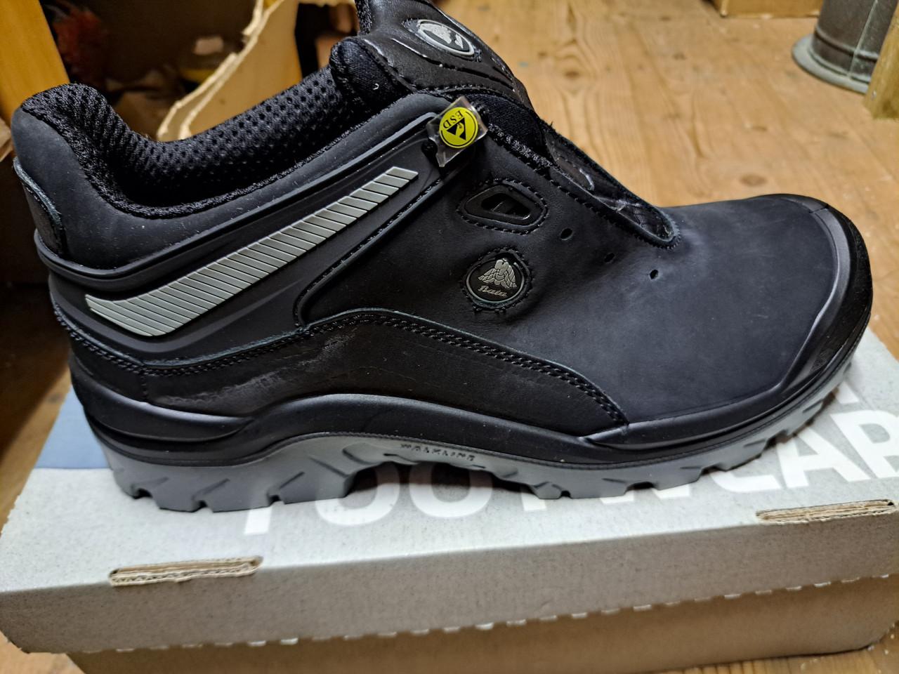 BATA werkschoenen 44