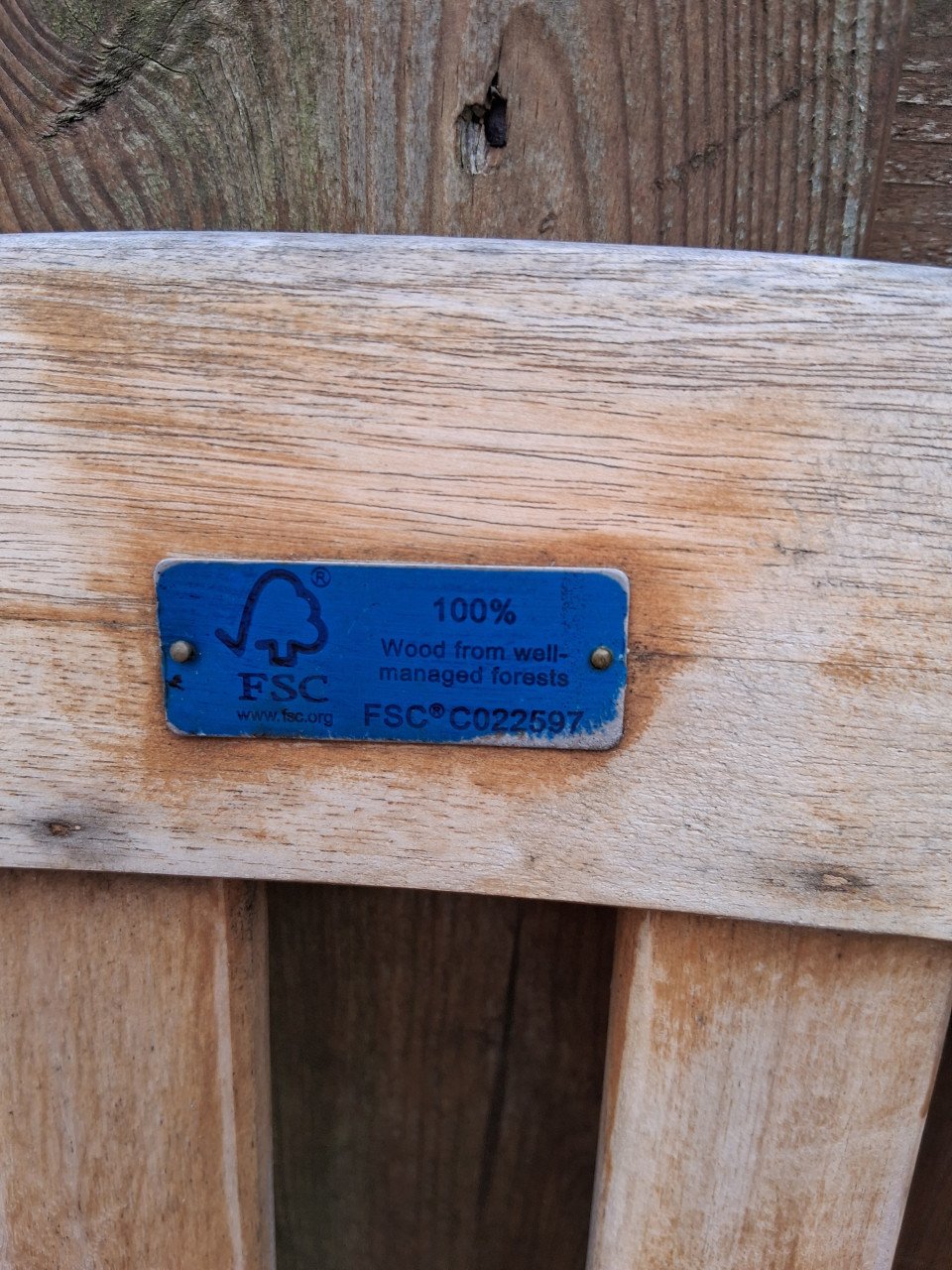 Hardhouten object