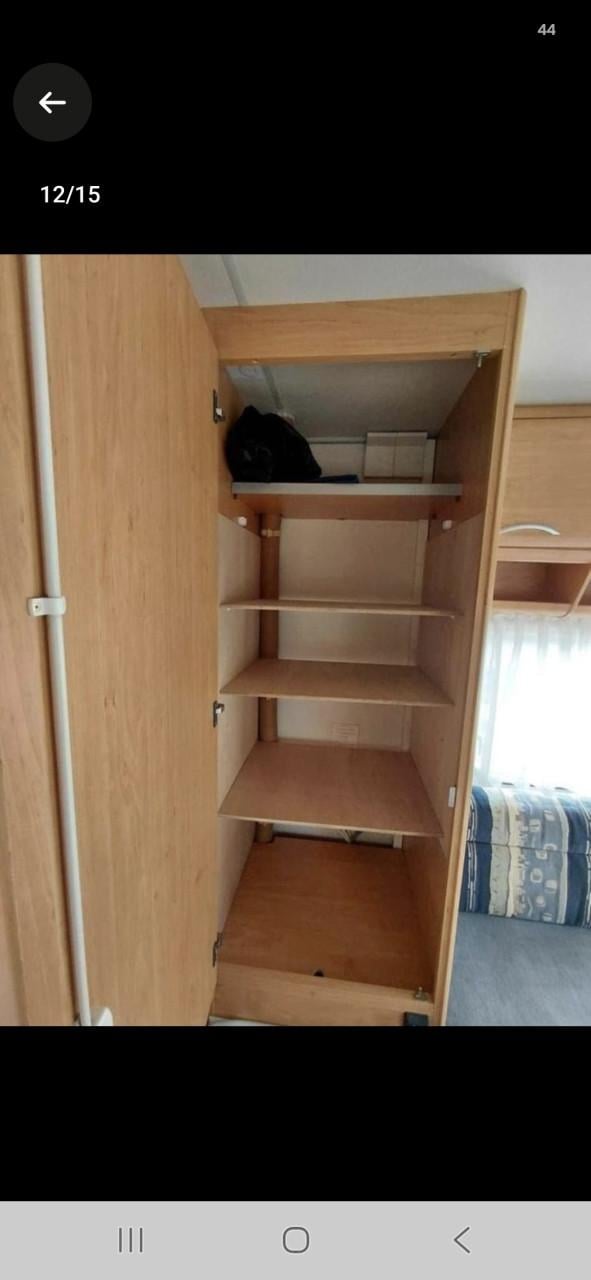 Knaus Blue Line 400 TK uit 2002 met voortent