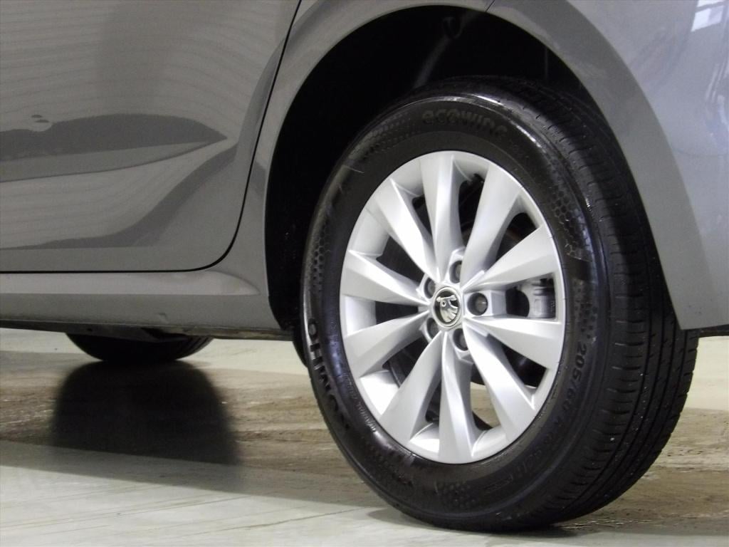 Skoda Kamiq 1.0 tsi 95pk ambition