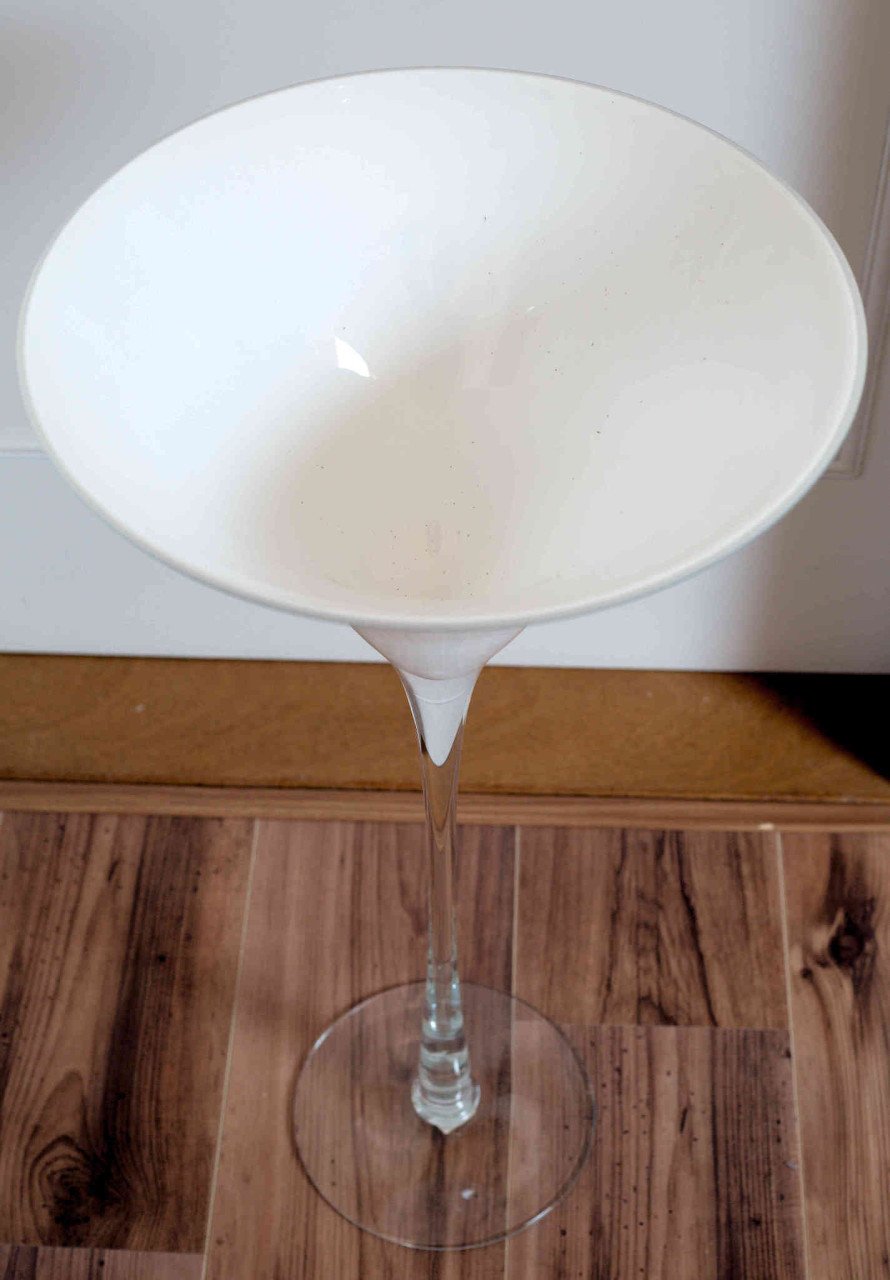 Groot 'martiniglas' ter decoratie