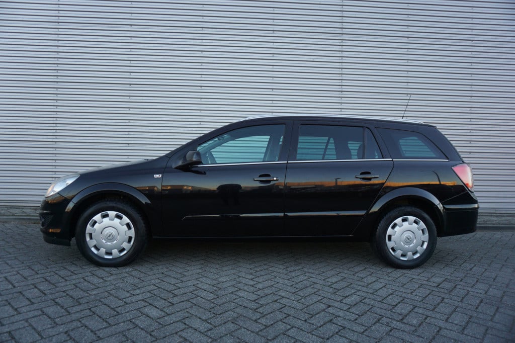 Opel Astra wagon 1.6 temptation airco / navi / cruise / elektr. ramen / par