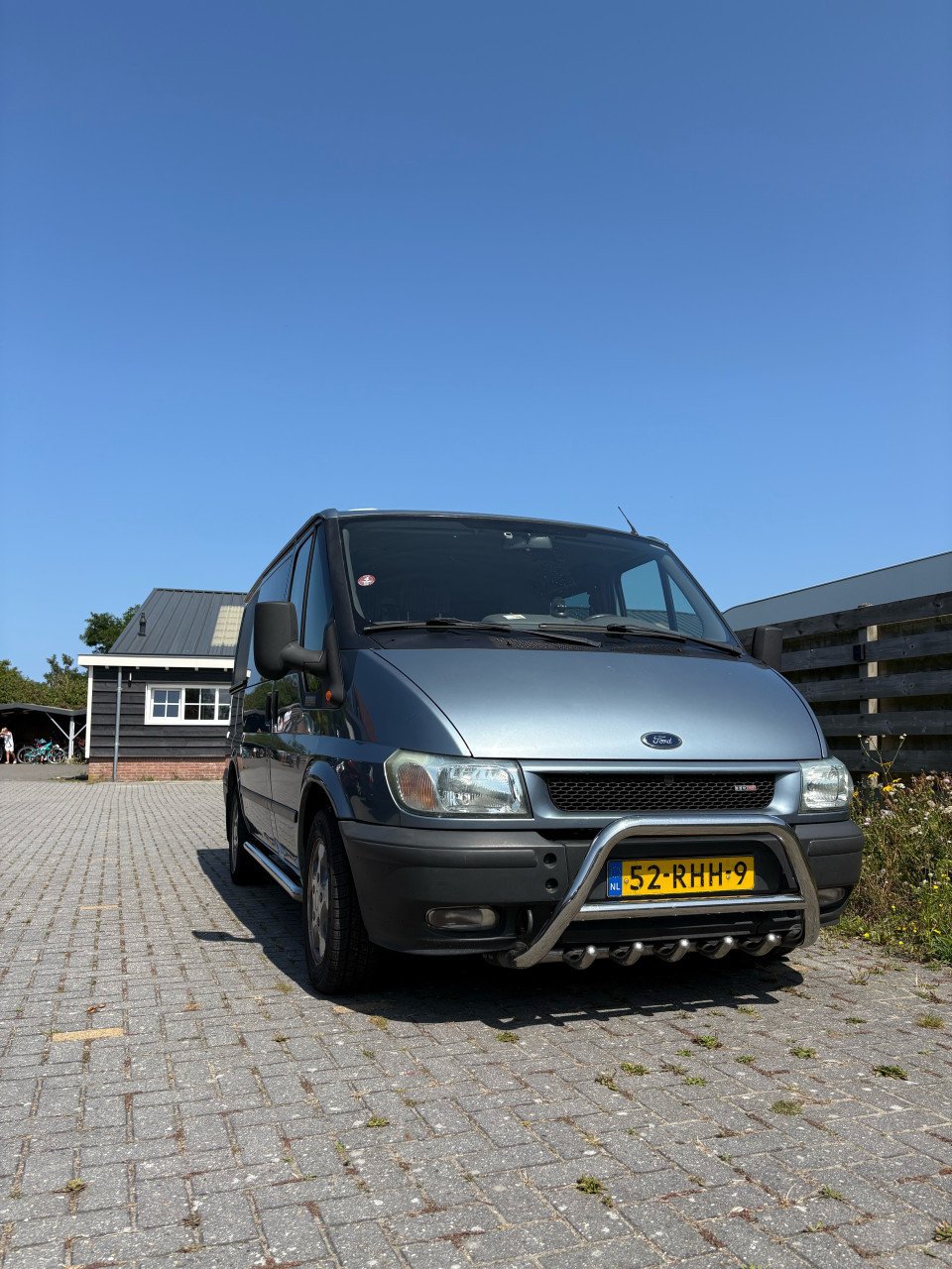 Camperbus Ford Transit nieuw slaaphefdak