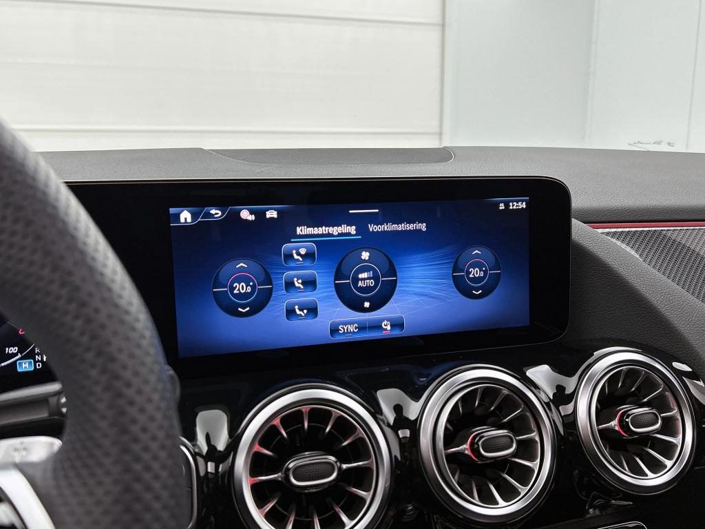 Mercedes-Benz Gla-klasse 250 e star edition amg line limited | dodehoek det