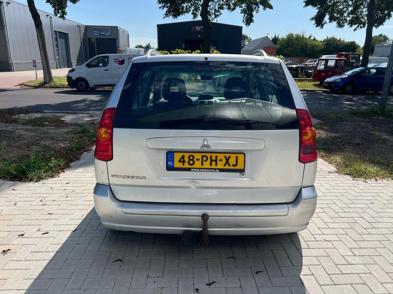Mitsubishi Space Star 1.8 Instyle silver 144.856km