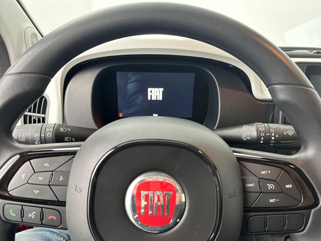 Fiat Panda 1.0 hybrid pandina | demonstratiemodel | uit voorraad leverbaar!
