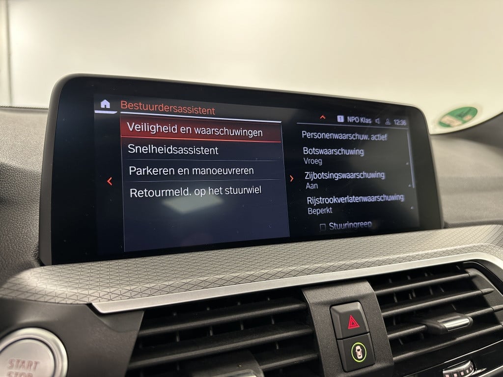 BMW X3 xdrive30e m-sport | adaptief cc. | panoramadak | 21'' |
