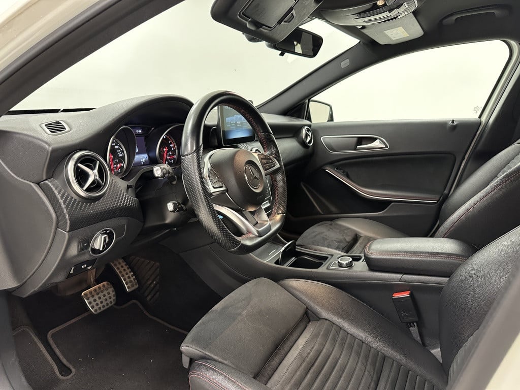 Mercedes-Benz A-Klasse 160 amg night ed. | facelift | 18'' | led koplampen 