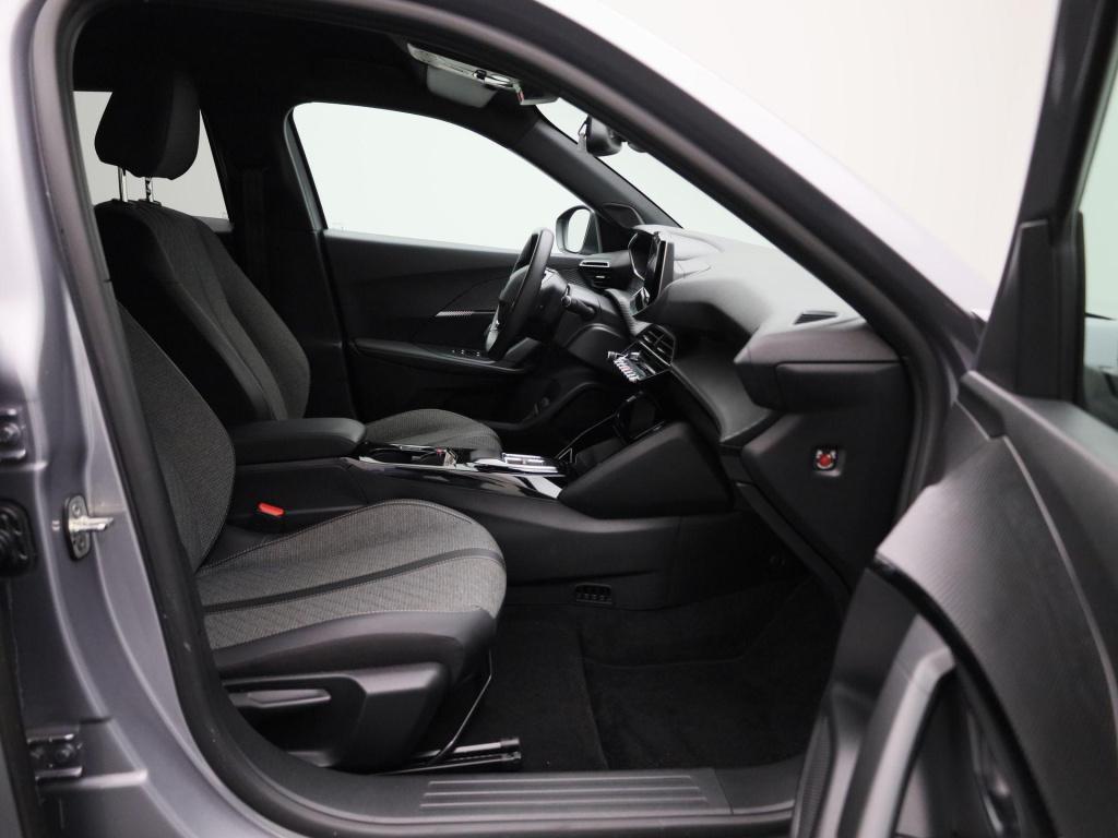Peugeot E-2008 ev allure 54 kwh | automaat | climate control | virtual cock