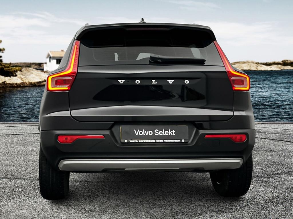 Volvo XC40 t2 129pk aut8 business pro| adap.cruise| trekhaak| camera| clima