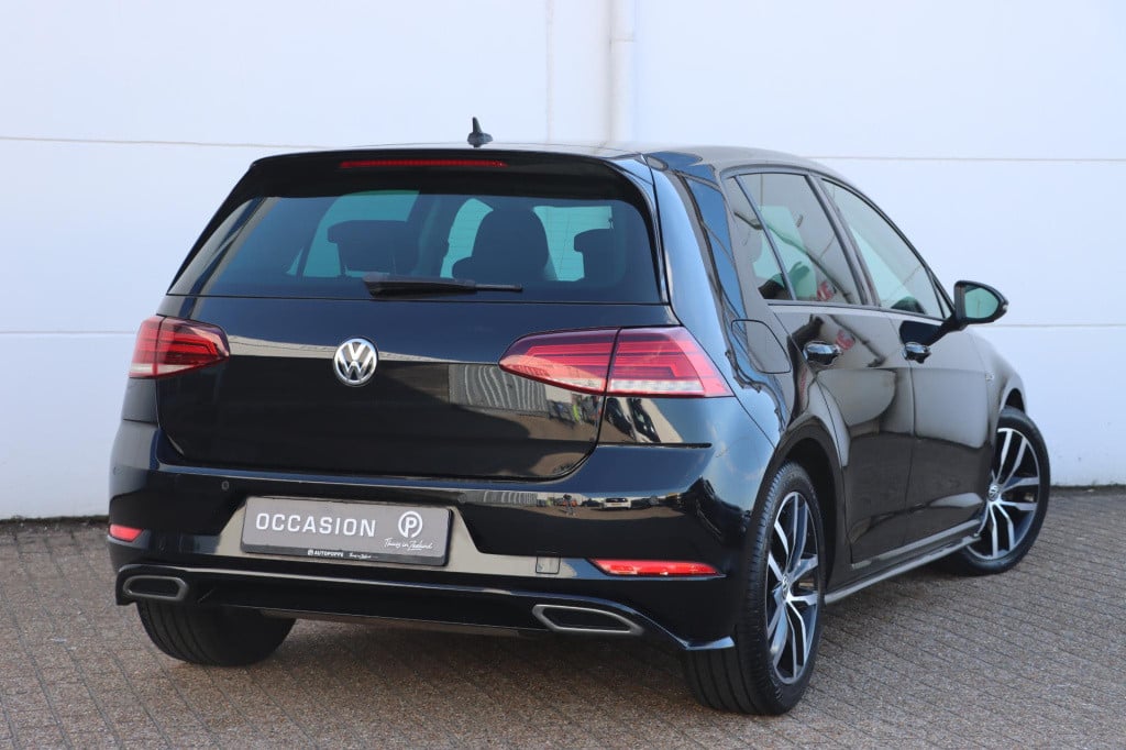 Volkswagen Golf 1.0 tsi comfortline business r 110pk