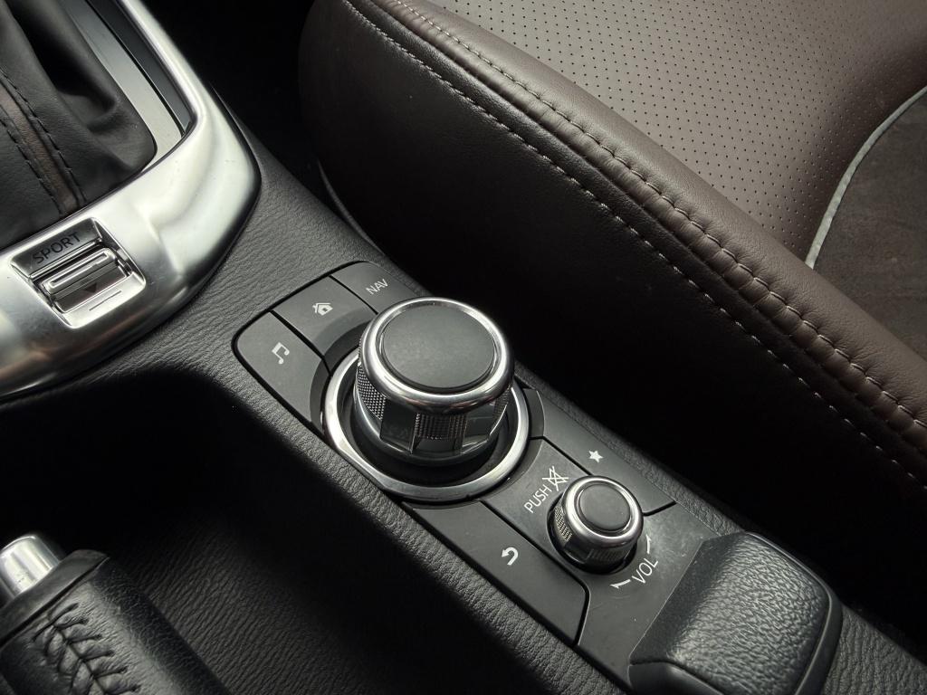 Mazda Cx-3 2.0 skyactive g // automaat, leder, keyless, stoelverwarming //