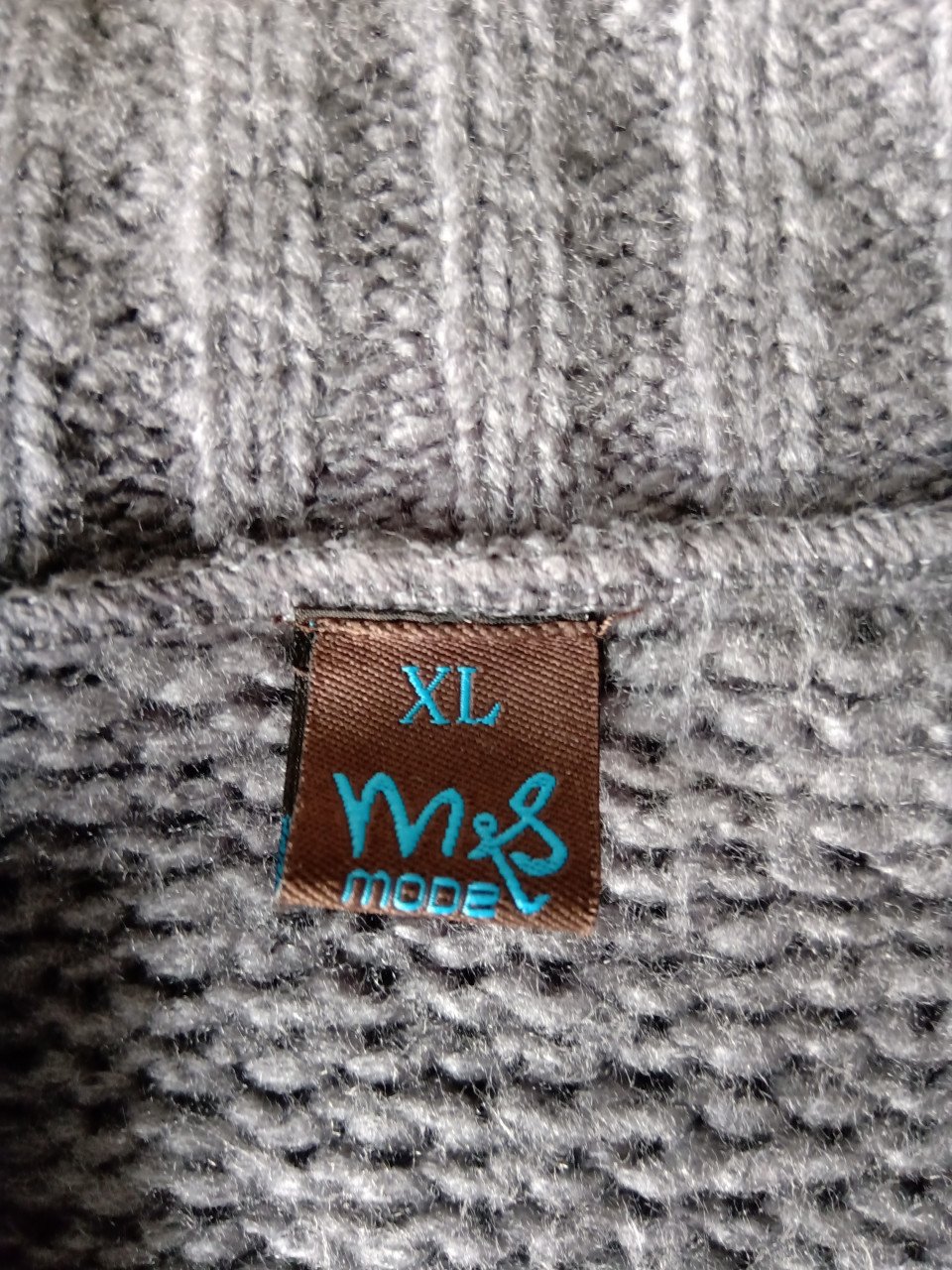 MOOI VEST (lekker zacht en warm voor de koude avonden)
