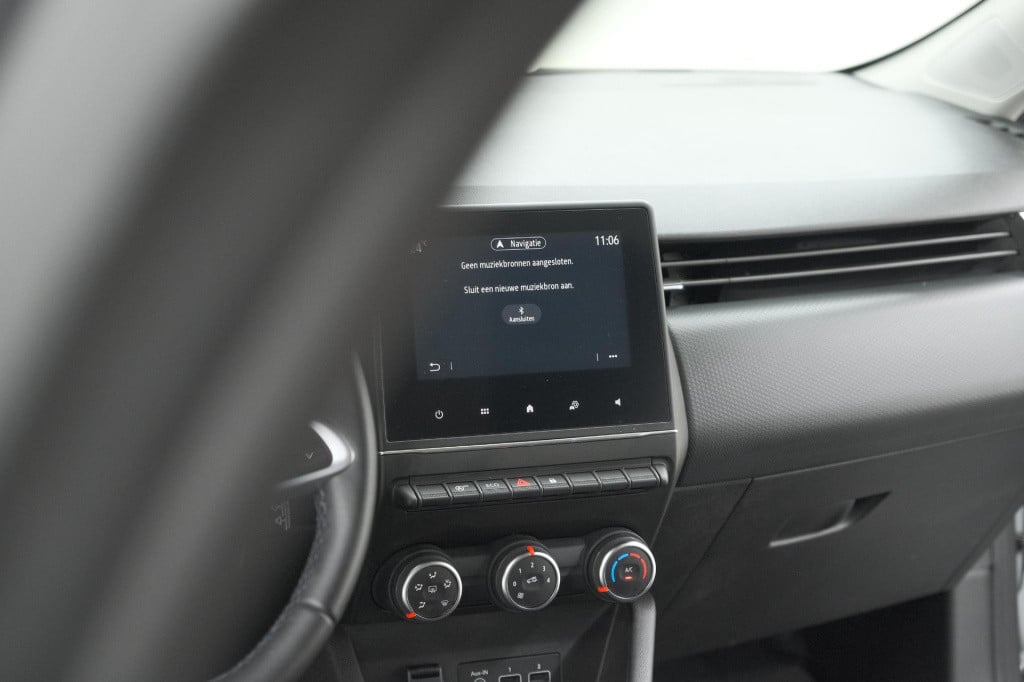 Renault Clio tce 90 zen | navigatie | elektrische ramen | apple carplay