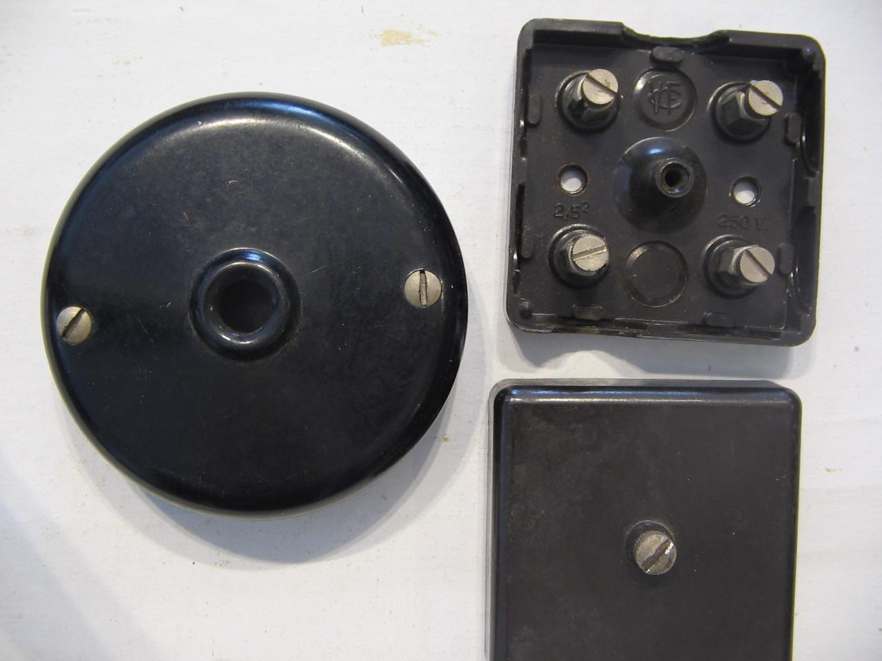 Bakeliete zwakstroom lasdozen.