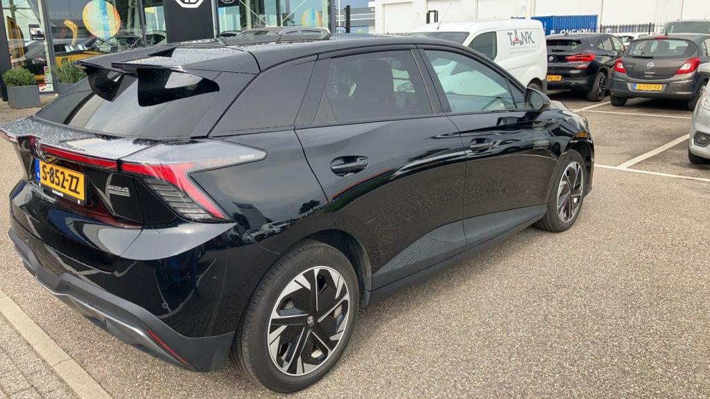 MG Mg4 Ev electric luxury 64 kwh | navi | led koplampen | 360 camera | stoe