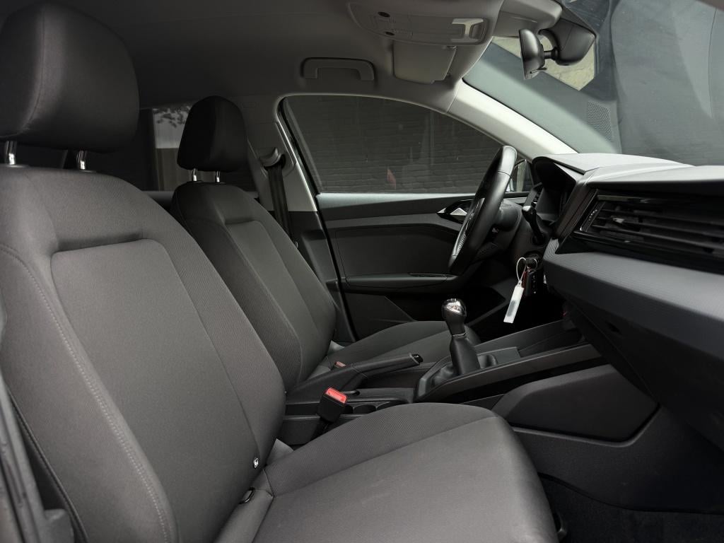 Audi A1 Sportback 25 tfsi - 35.000km - nieuwstaat -