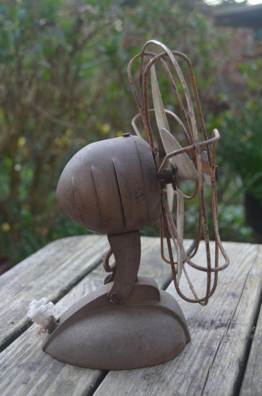 Oude tafelventilator ERRES