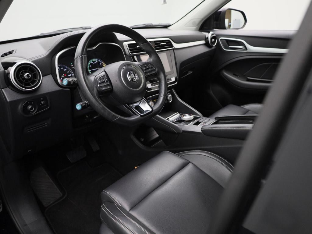 MG Zs Ev mg luxury 45 kwh | automaat | panoramadak | leder | navigatie | ai