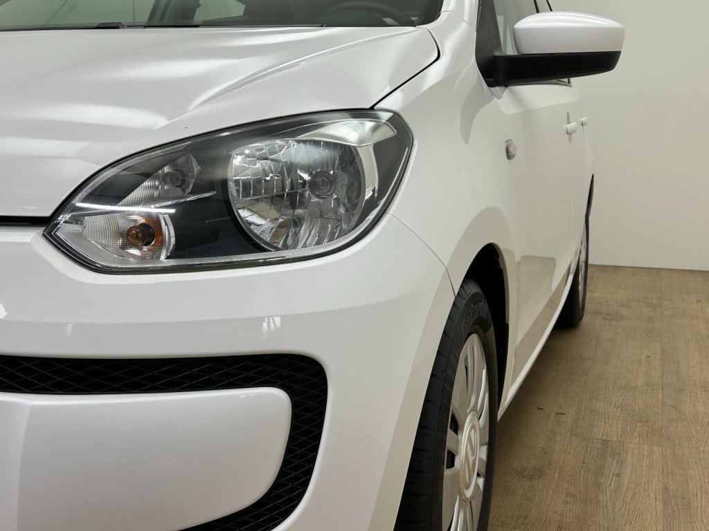 Volkswagen UP! occasion 1.0 move up! bluemotion | wit | 5-deurs | tweedehan