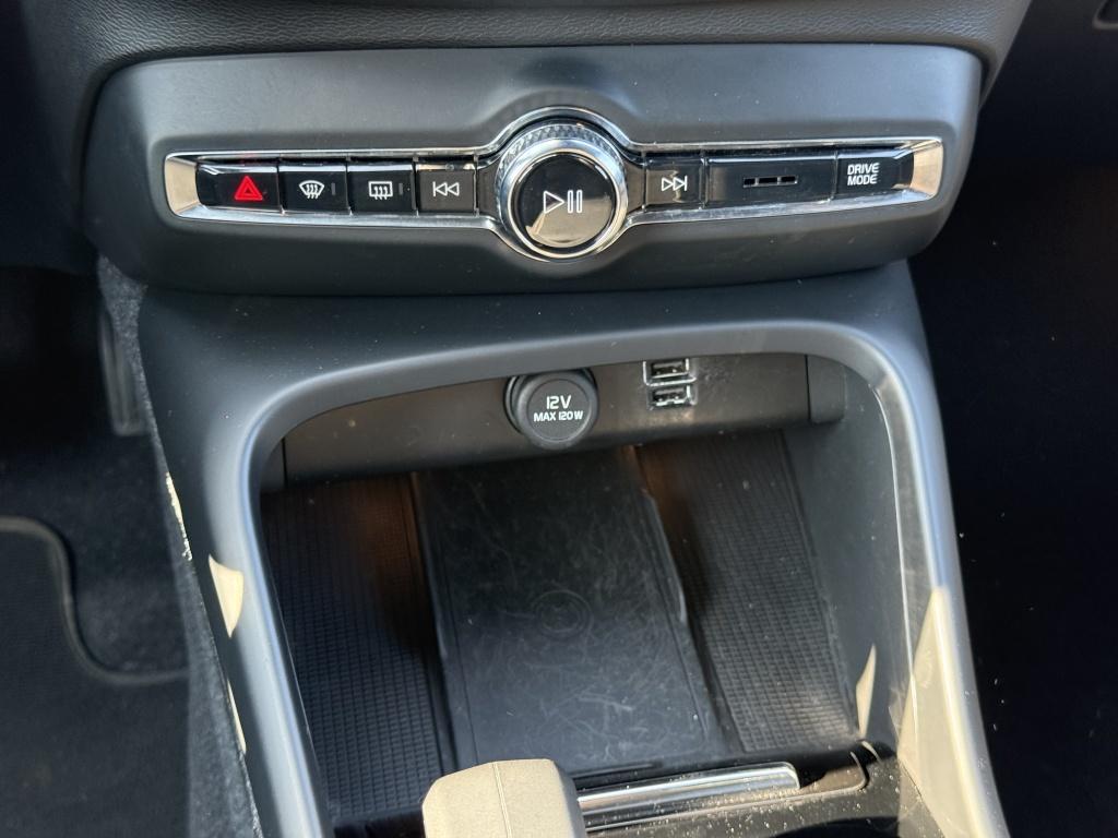 Volvo XC40 t5 262pk recharge bright| adap.cruise| 360camera| h&k sound