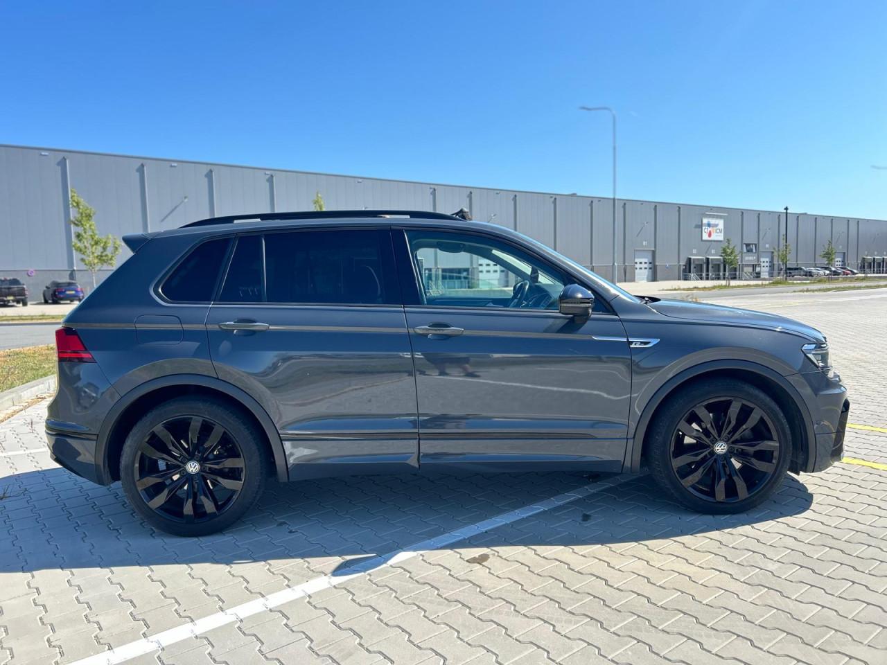 Volkswagen Tiguan 2.0 TDI 4Motion R-Line|CARPLAY|PANO|DSG|