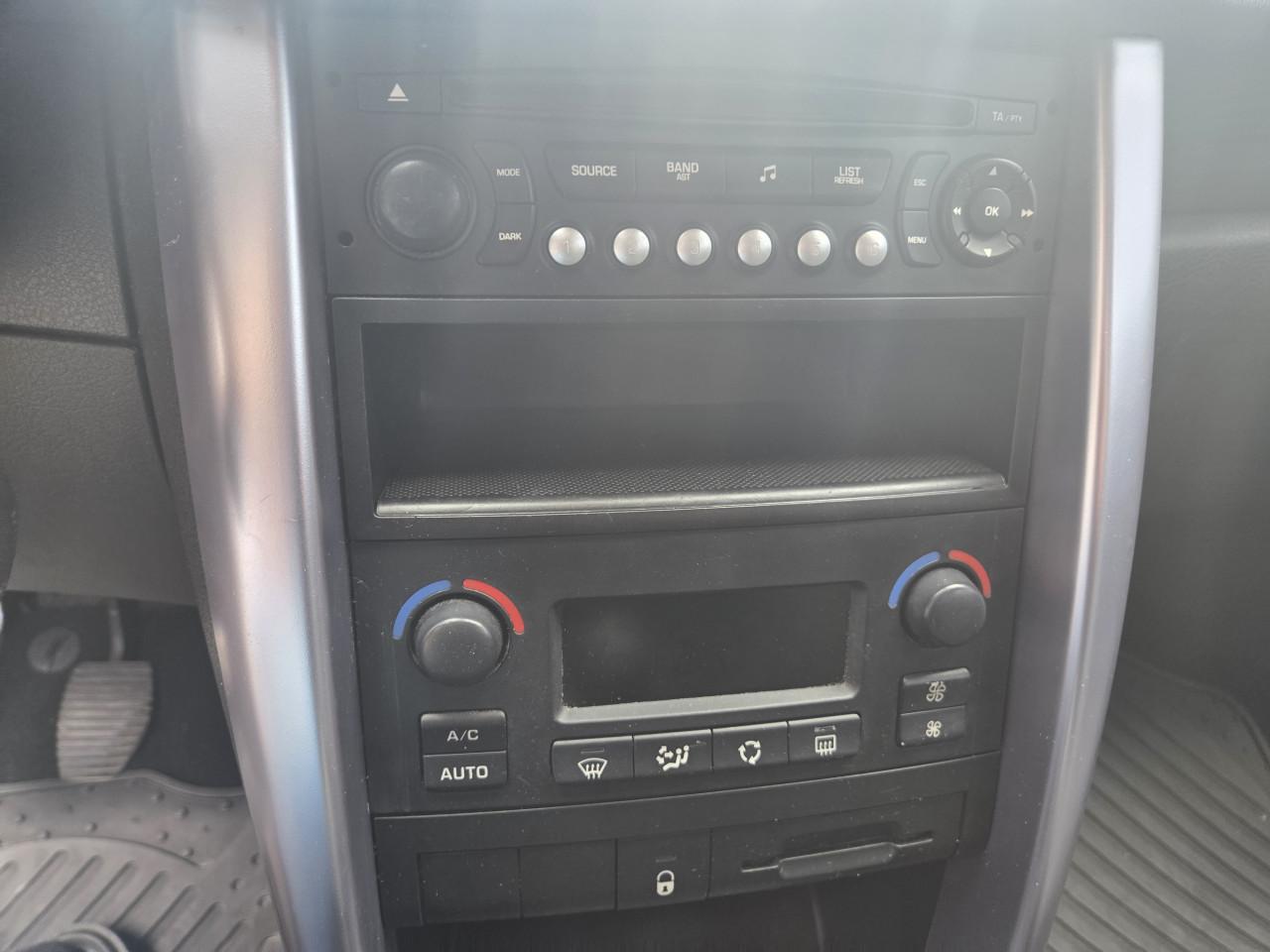 Peugeot 207cc 1.6vti 109000km cabrio