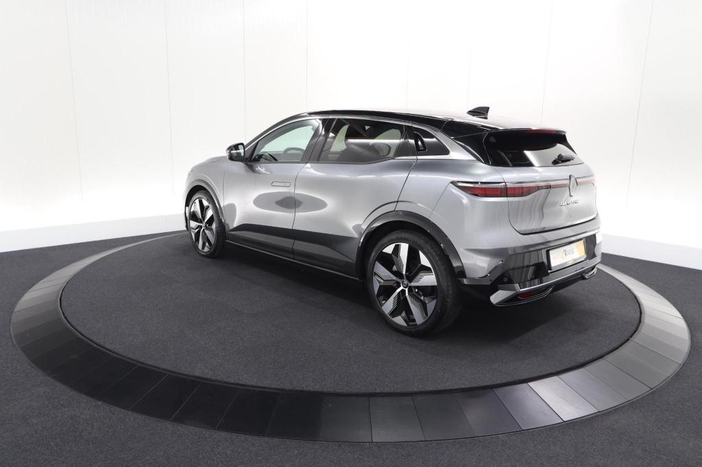 Renault Megane E-tech ev40 boost charge techno | 1 fase | soh 95,5% | camer