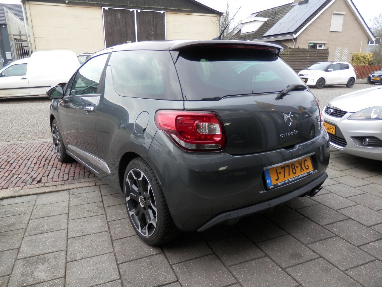 Auto Garant Biedt Aan: Citroen DS3 1.6 THP Sport Chic