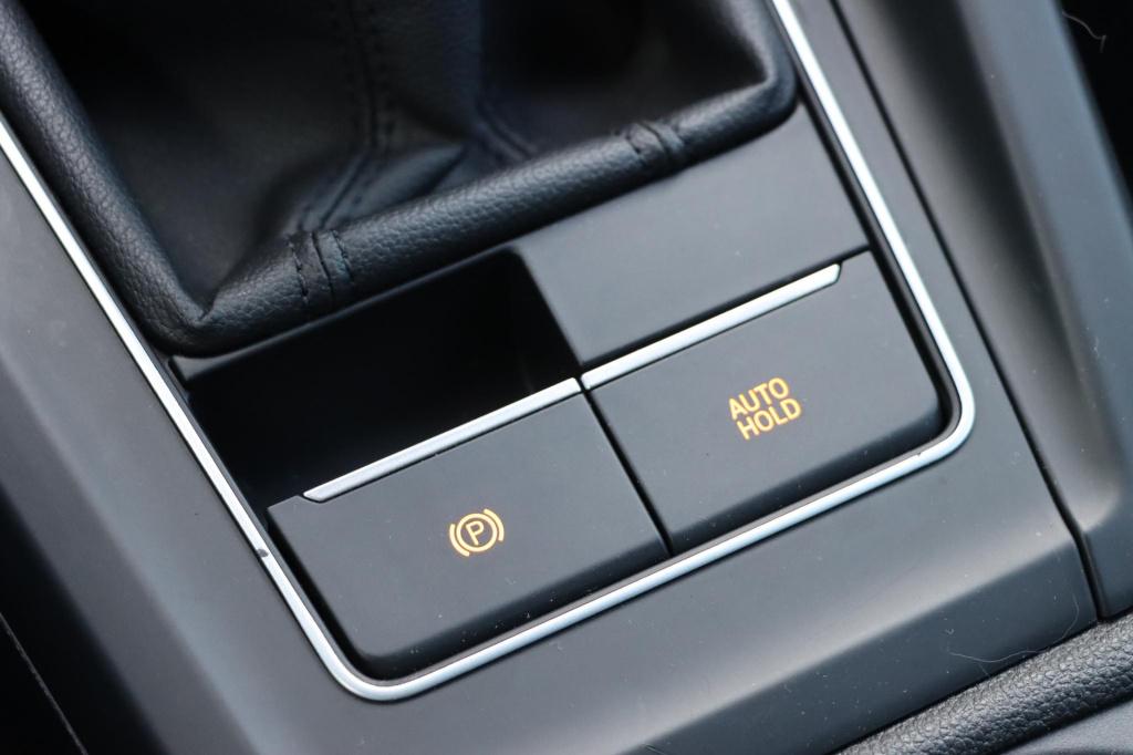 Volkswagen Golf 1.0 tsi life