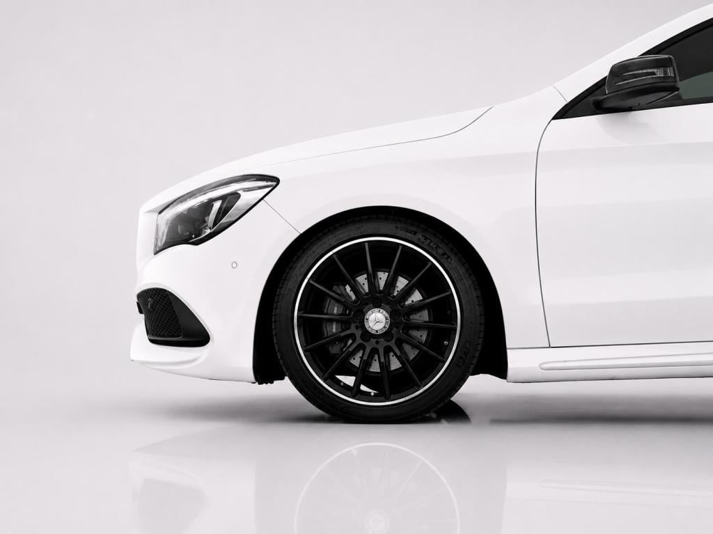 Mercedes-Benz Cla shooting brake 180 amg night edition plus