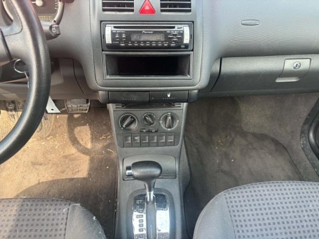 Volkswagen Polo 1.4-16v trendline