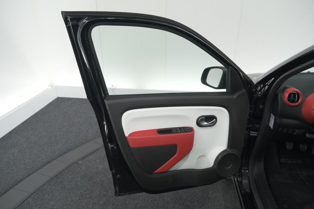 Renault Twingo 1.0 sce collection | parkeersensoren | airco | bluetooth rad