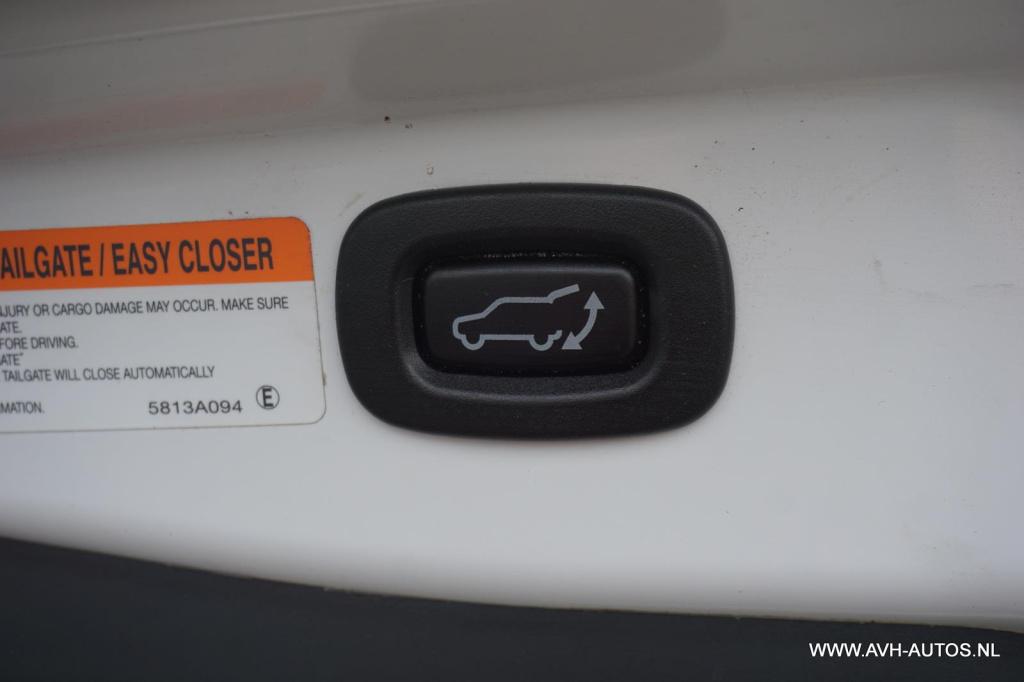 Mitsubishi Outlander 2.0 phev instyle+