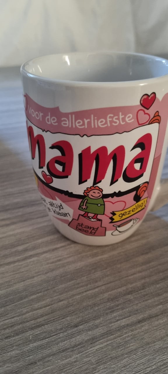 Diverse mokken met leuke opdrukken