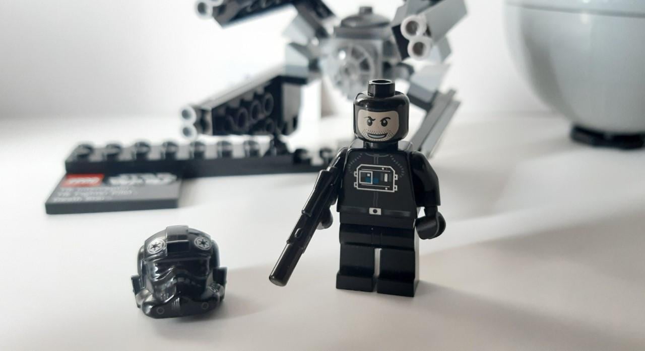LEGO Star Wars 9676: TIE Interceptor & Death Star