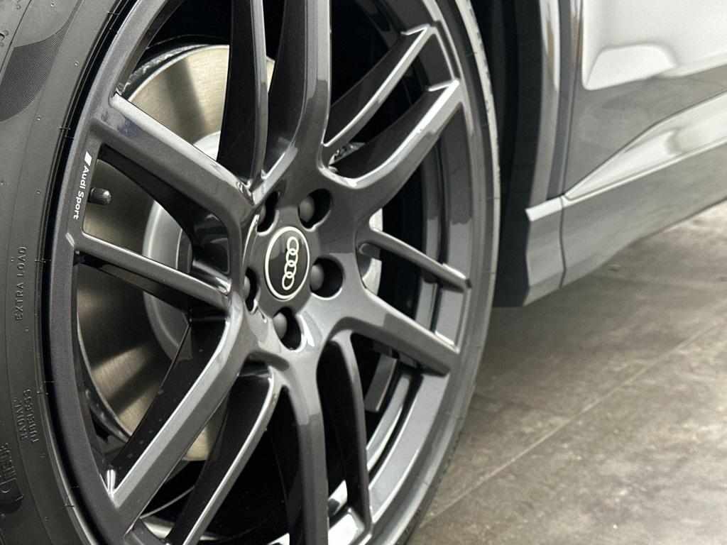 Audi Q4 Sportback E-tron s edition e-tron 45 82 kwh 210 kw / 286 pk sportba