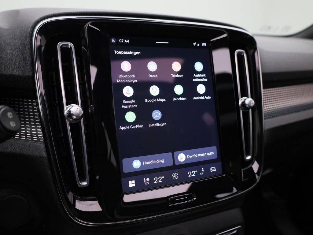 Volvo XC40 recharge p8 awd | automaat | panoramadak | apple carplay / andro