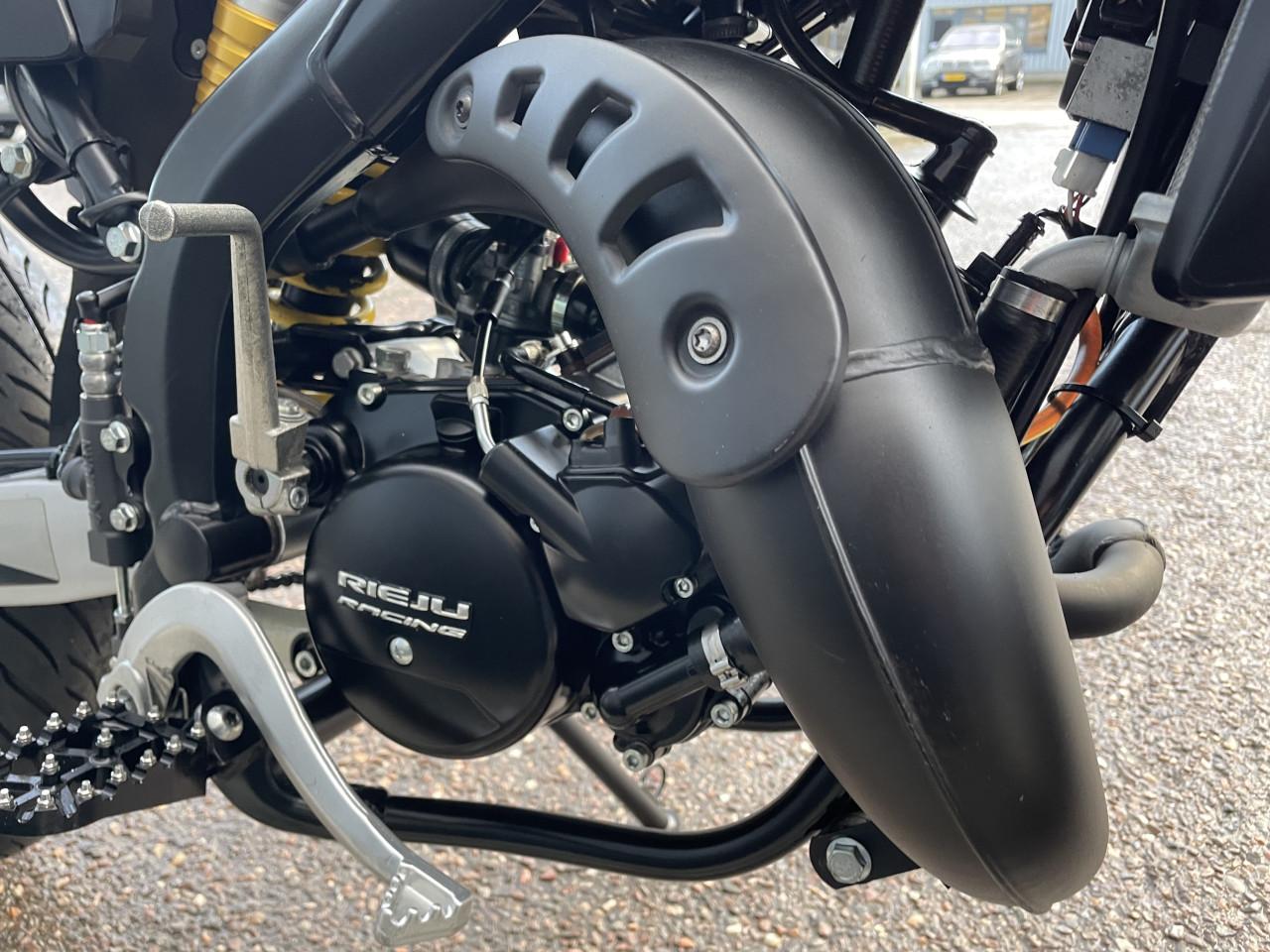 RIEJU MRT 50 PRO SCHAKELBROMMER