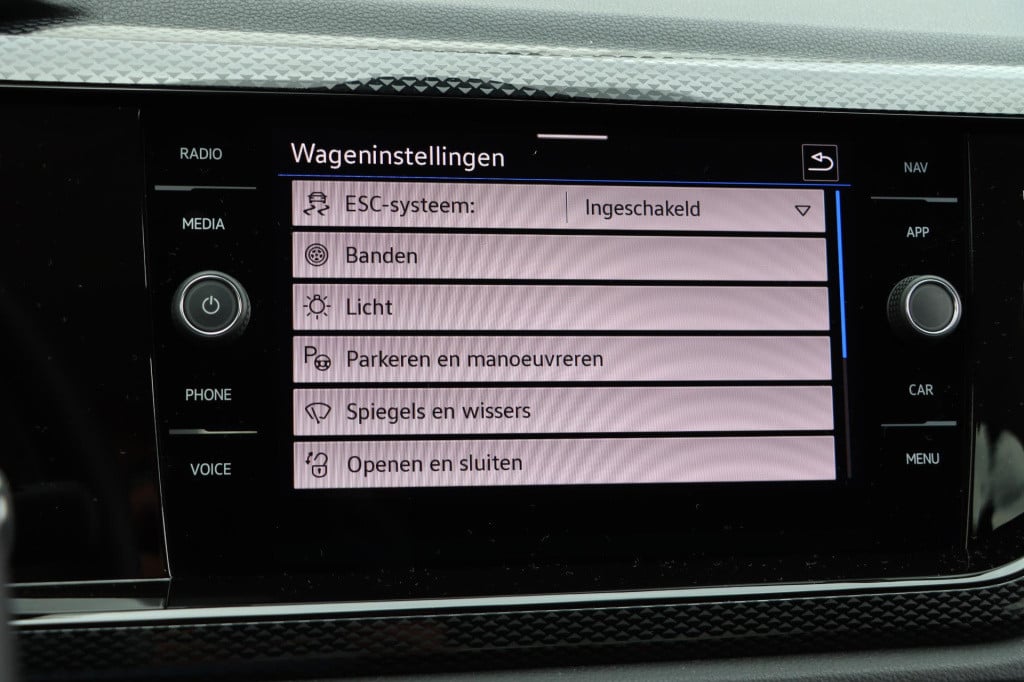 Volkswagen Polo 1.0 tsi life edition dsg7