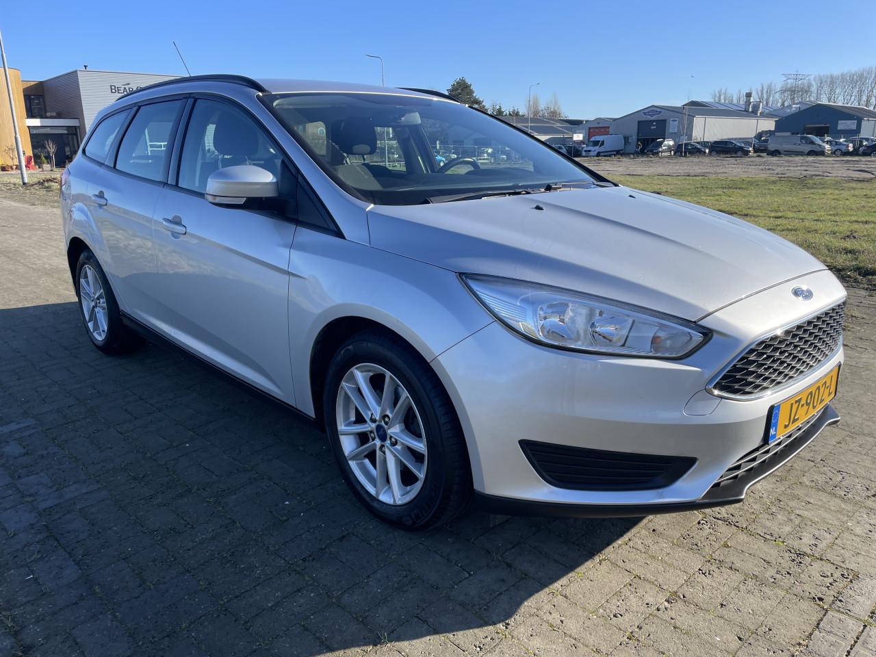 Ford focus 1.0 ecoboost station2016